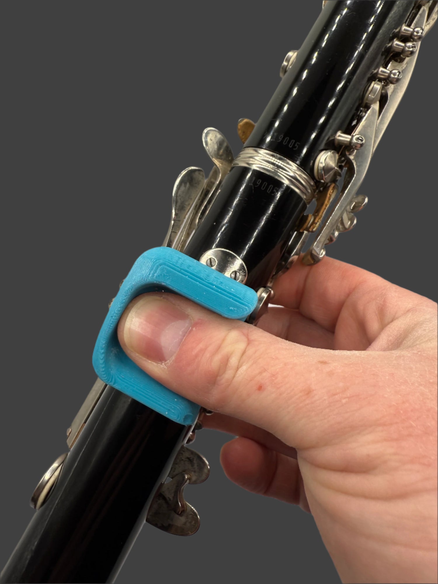 Clarinet training aid for thumb position – Thumb Gummi